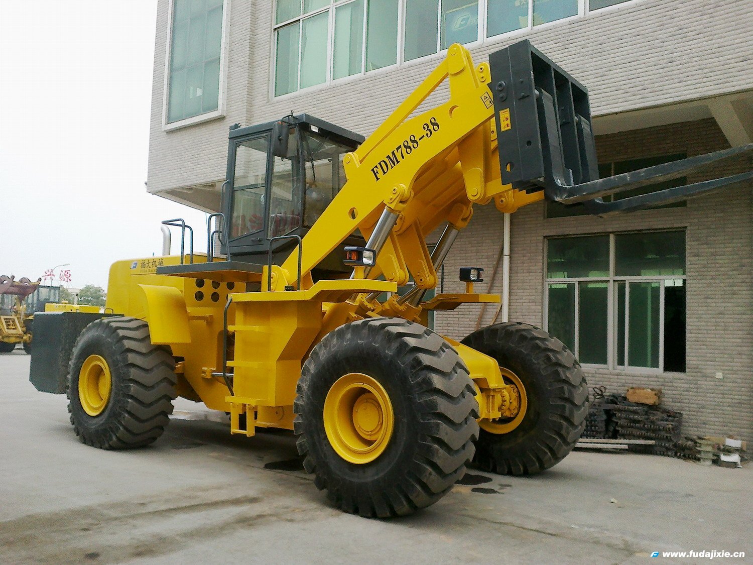 福大機械38噸叉裝車FDM788-38